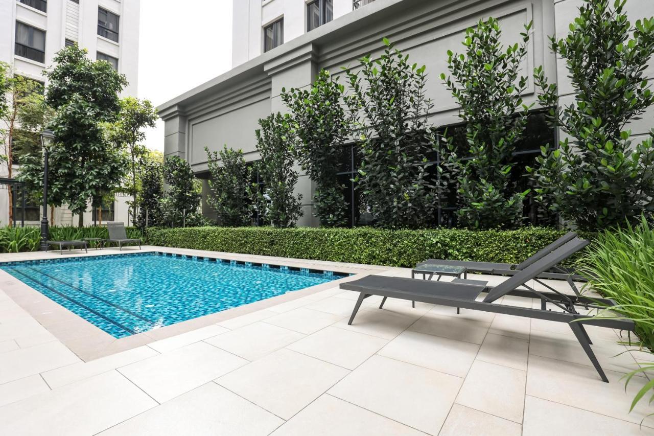 Peaceful Studio W Pool For 3 Pax - Seri Kembangan Buitenkant foto
