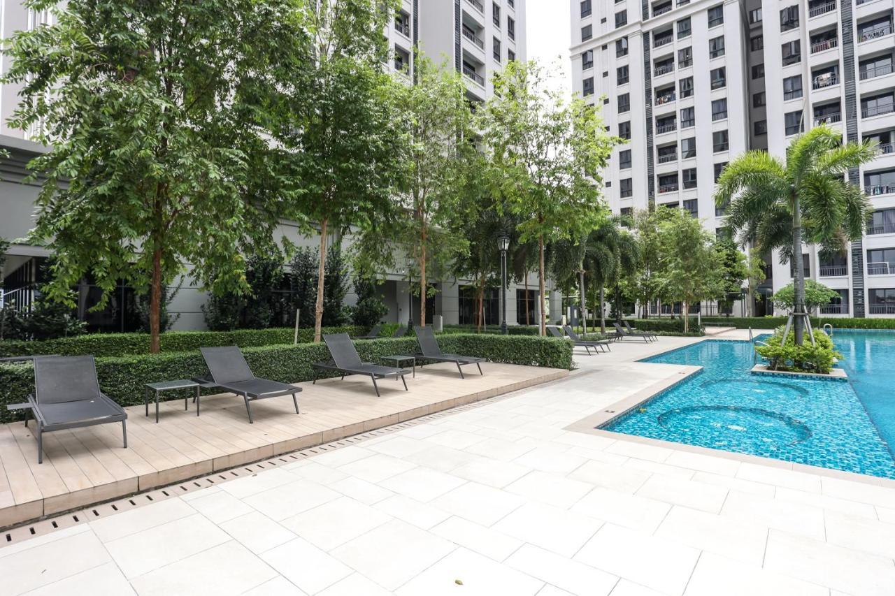 Peaceful Studio W Pool For 3 Pax - Seri Kembangan Buitenkant foto